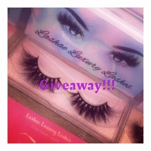 Follow @lashes.lashae on Instagram to Win!!